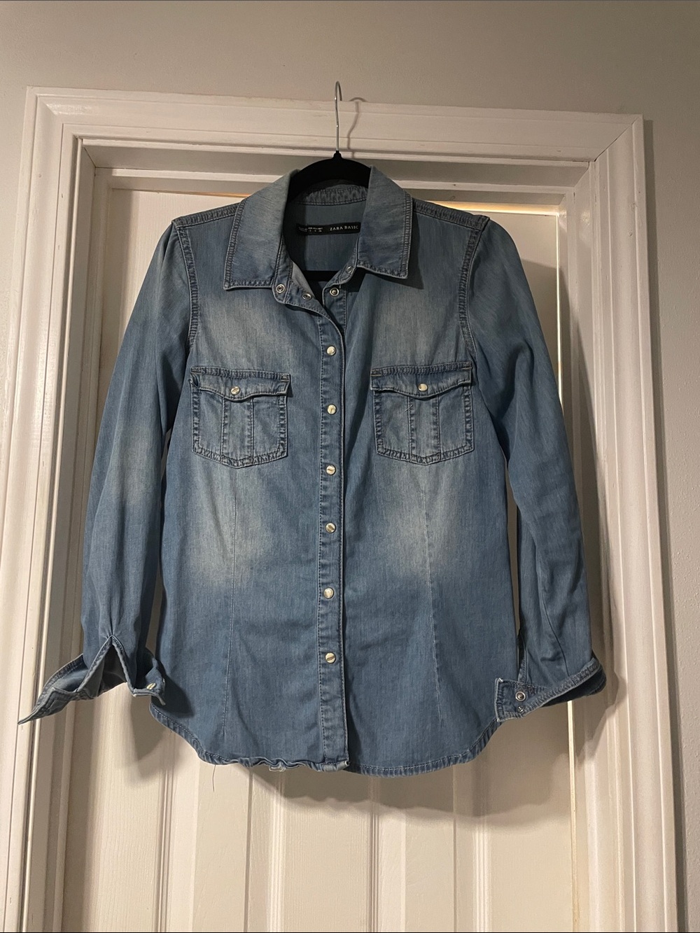 EUC Zara distressed western pearl snap shirt